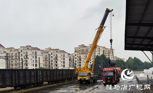 驻马店车务段明港车站：打破运输“梗阻” 畅通卸车“经络”