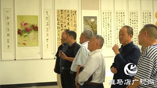 遂平县举行“庆国庆・迎中秋”书画作品展