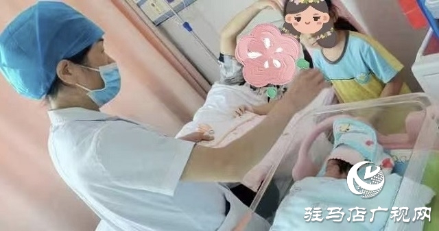 正阳县妇幼保健院：专业助产暖人心 产妇感激送锦旗