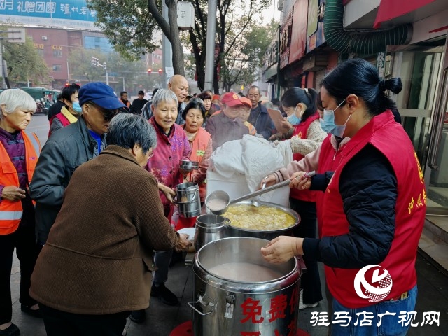 确山：一碗碗熬了四年的爱心粥