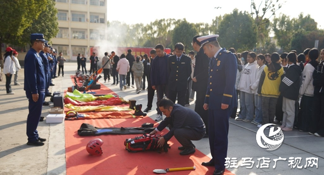 泌阳县举行119消防月启动仪式