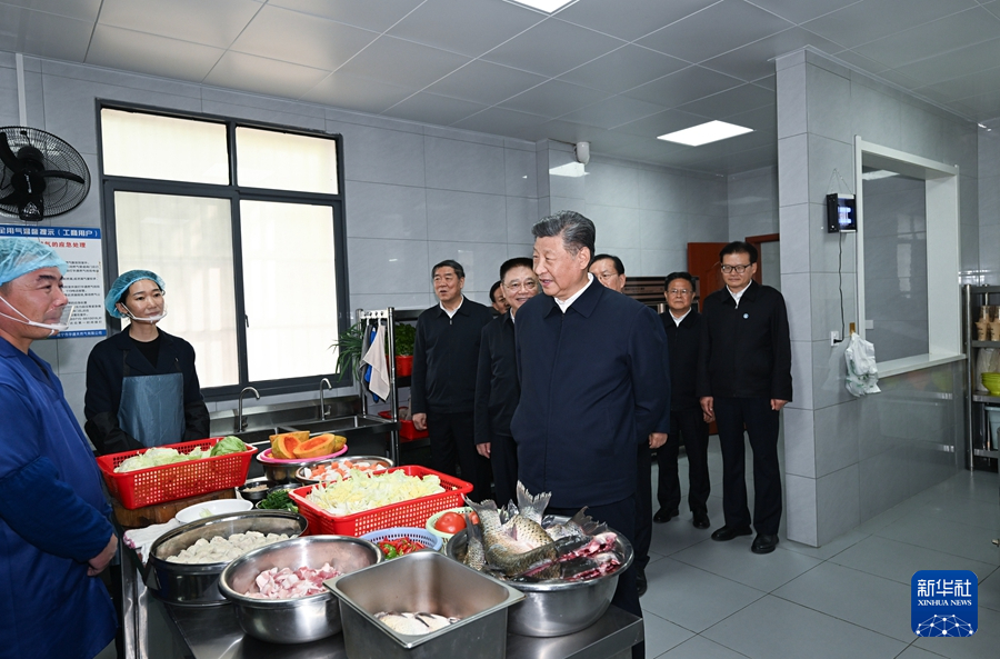 习近平在湖北考察时强调 鼓足干劲奋发进取 久久为功善作善成 奋力谱写中国式现代化湖北篇章