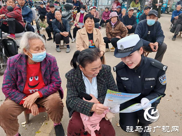 驻马店市城乡一体化示范区交警大队开展“美丽乡村行”巡回宣讲活动