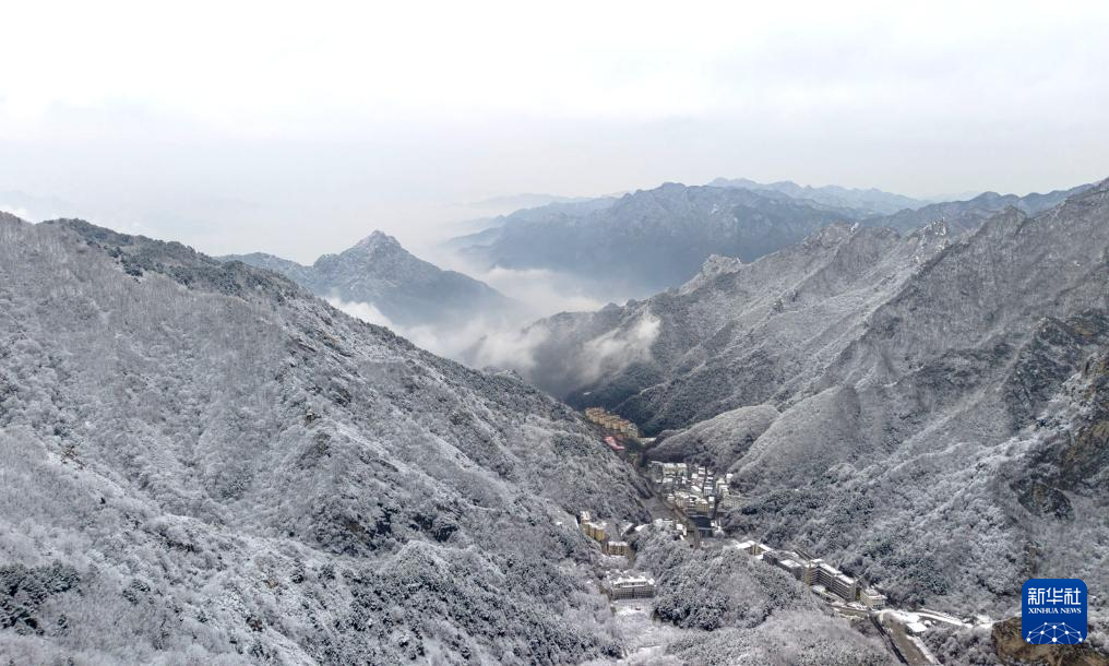 寒潮来袭 多地出现降雪