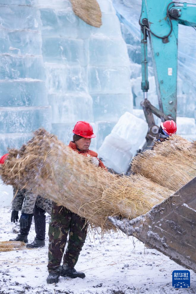 启用存冰：第二十六届哈尔滨冰雪大世界冰建施工将拉开帷幕