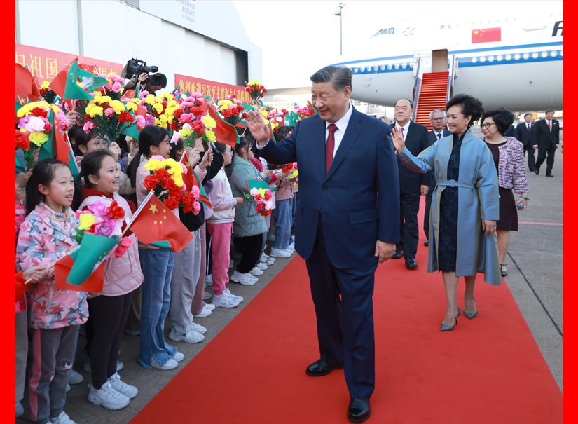 习近平抵达澳门