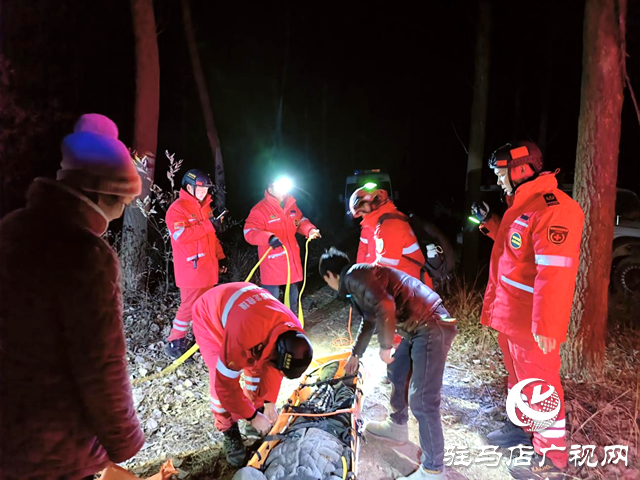 泌阳县蛟龙救援队深冬夜紧急搜救患有阿尔兹海默症的走失人员