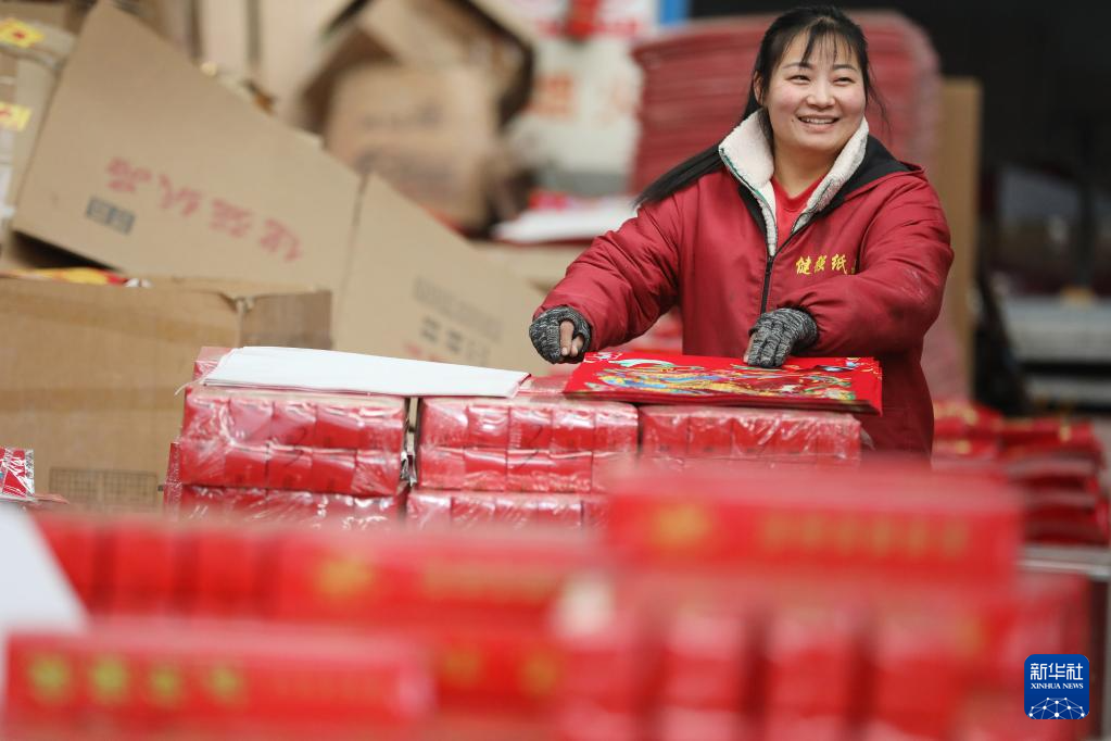 春节饰品产销忙