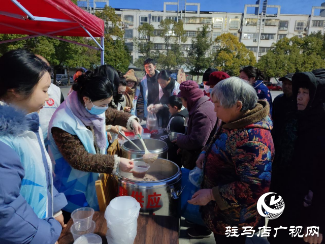 确山县盘龙街道：浓浓腊八情  传递中国味