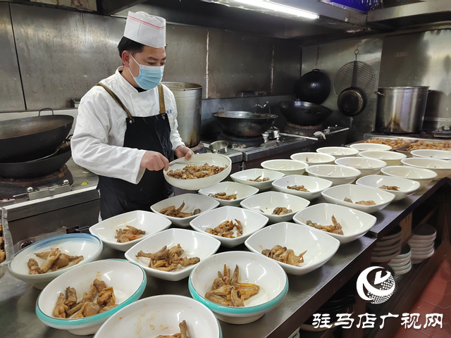 驻马店：年夜饭预订火热 激发餐饮消费潜能