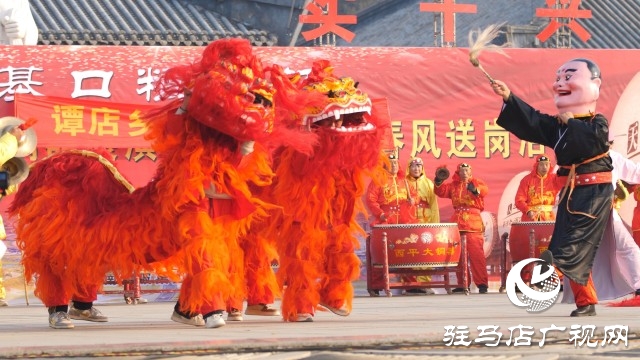 西平县举行大铜器展演暨“移风易俗·春风送岗”活动