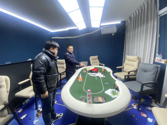 示范区公安分局对辖区场所开展安全检查