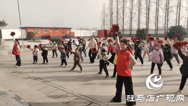 驻马店职业技术学院教师教育学院开展美育浸润下乡支教活动