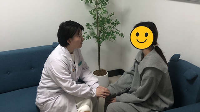 驻马店市第二人民医院用35天帮助13岁女孩解除顽疾，顺利返校