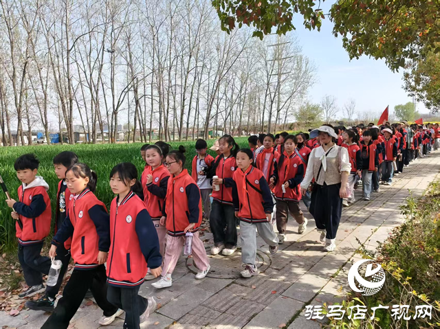  驻马店市第二十八小学开展“走进春天拥抱自然”主题实践活动