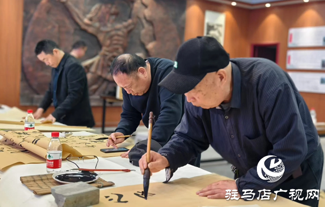 泌阳县“翰墨寄哀思”清明节书画笔会启幕