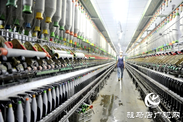 新蔡县贝蒂针织：小袜子织出大产业 带动1500人家门口就业