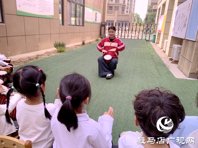 李军杰：十二载幼教路 以爱育花开