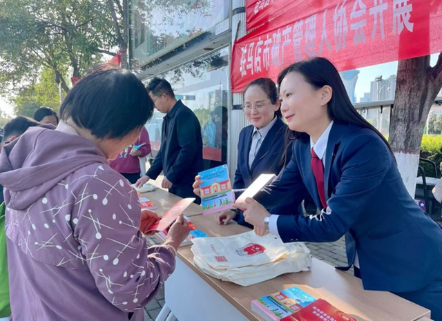 牢固树立和践行总体国家安全观 汇聚起维护国家安全的强大合力