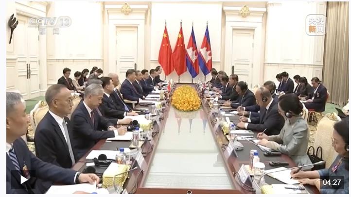 习近平会见柬埔寨人民党主席、参议院主席洪森