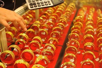 别把黄金当股票炒！“花式买金”不可取！